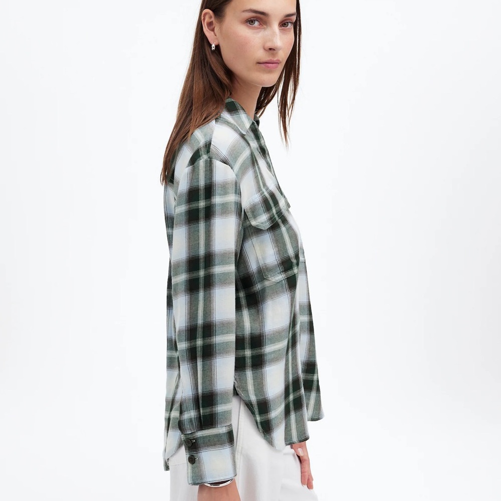 Madewell pop over shirt in plaid city blue size large